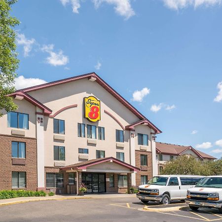 Super 8 By Wyndham Bloomington/Airport Exterior foto