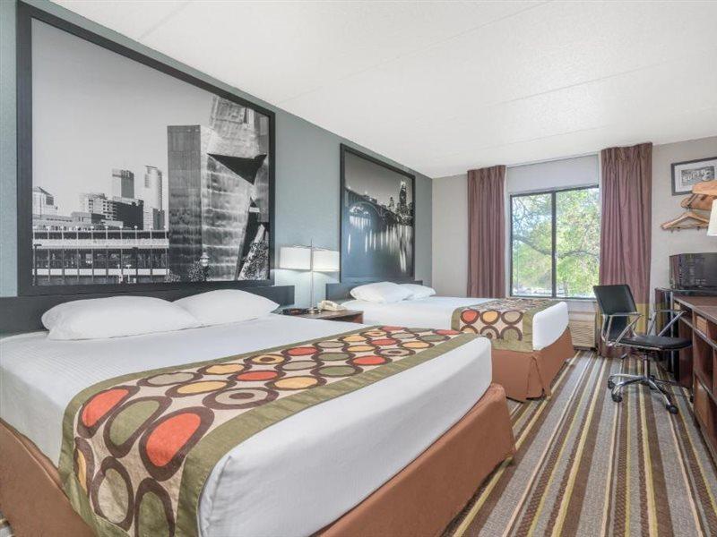 Super 8 By Wyndham Bloomington/Airport Exterior foto