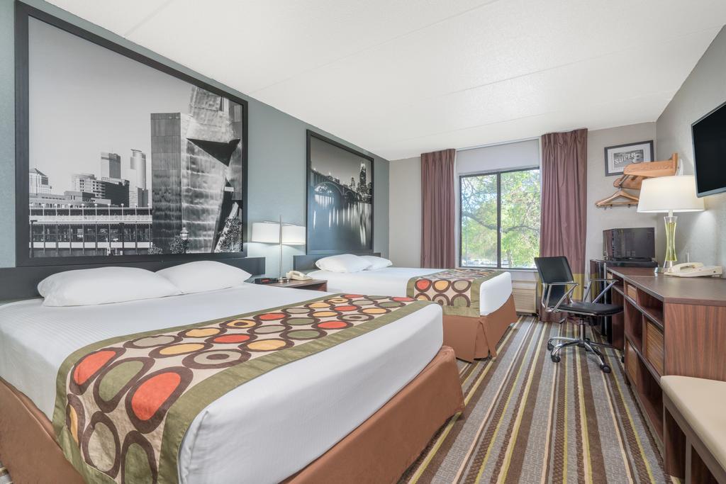 Super 8 By Wyndham Bloomington/Airport Exterior foto